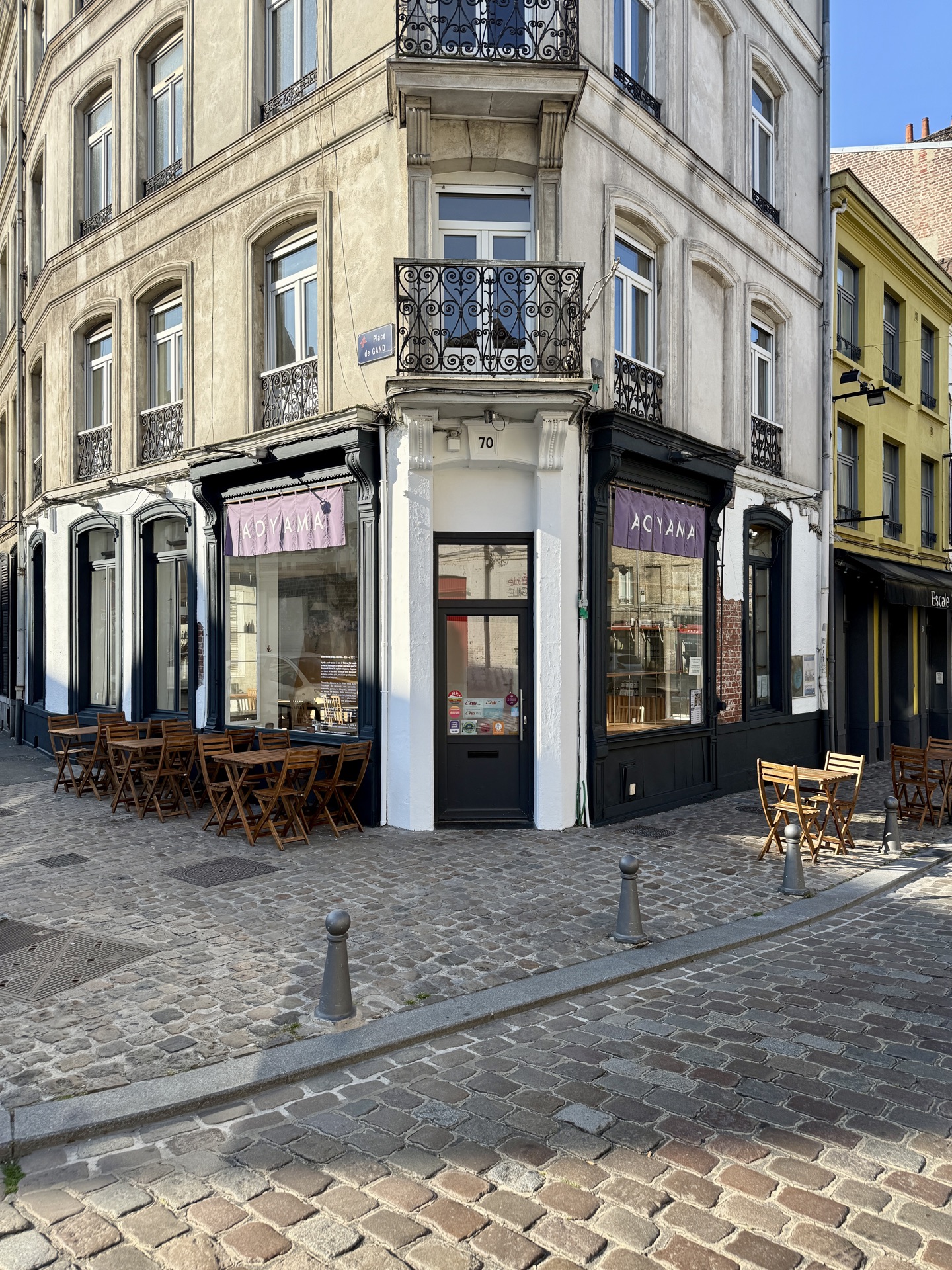 Façade du restaurant Aoyama, Vieux Lille